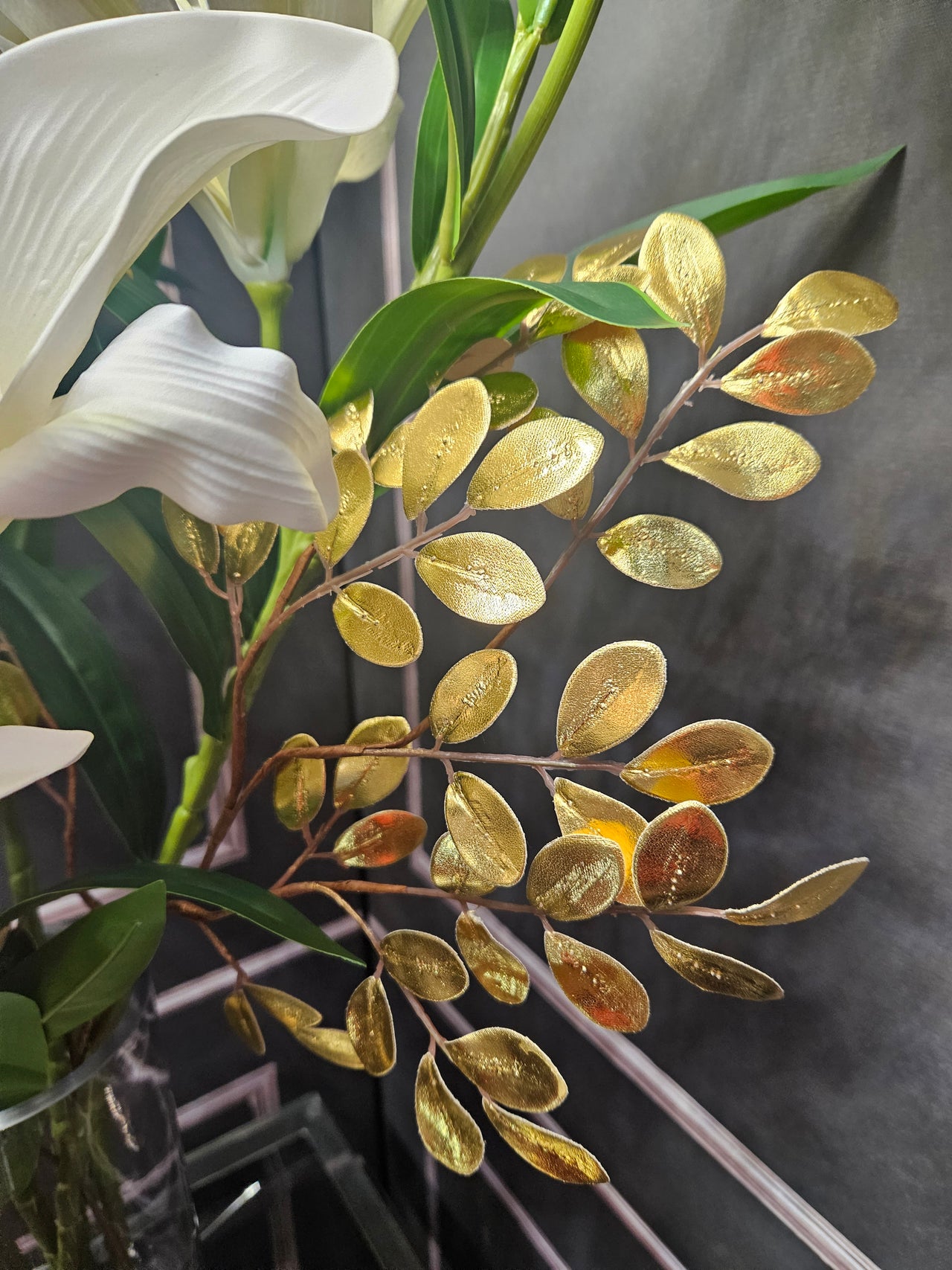 NEW Loose Flowers - GOLD LEAVES 6s