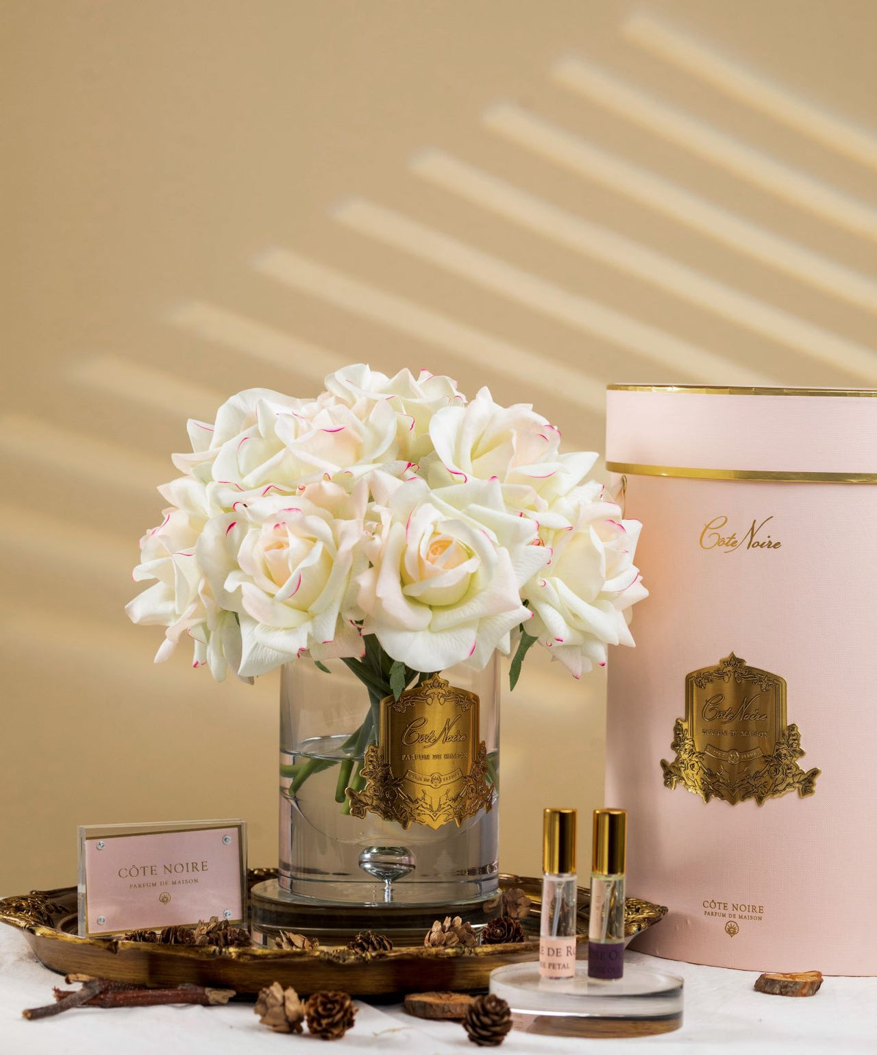 Luxury Grand Rose Bouquet - Gold Badge - Pink Blush - LTW02 (Carton of 1)