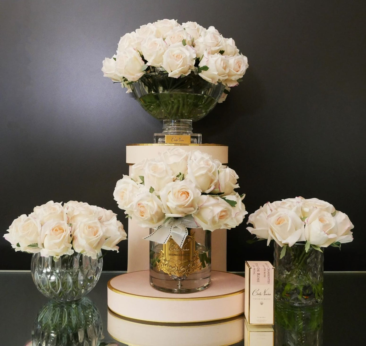 Luxury Round 13 Rose Bud Bouquet - Pink Blush - RRB02 (Carton of 1)