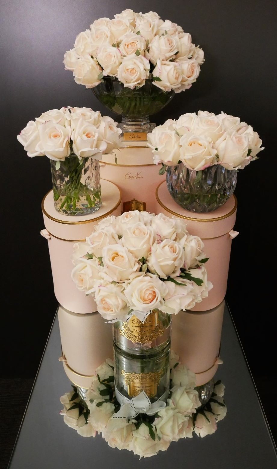 Luxury Centrepiece 37 Rose Bud Bouquet - Gold Badge - Pink Blush - CPRB02 (Carton of 1)