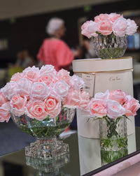 Luxury Round 13 Rose Bud Bouquet - Mixed Pink - RRB14 (Carton of 1)