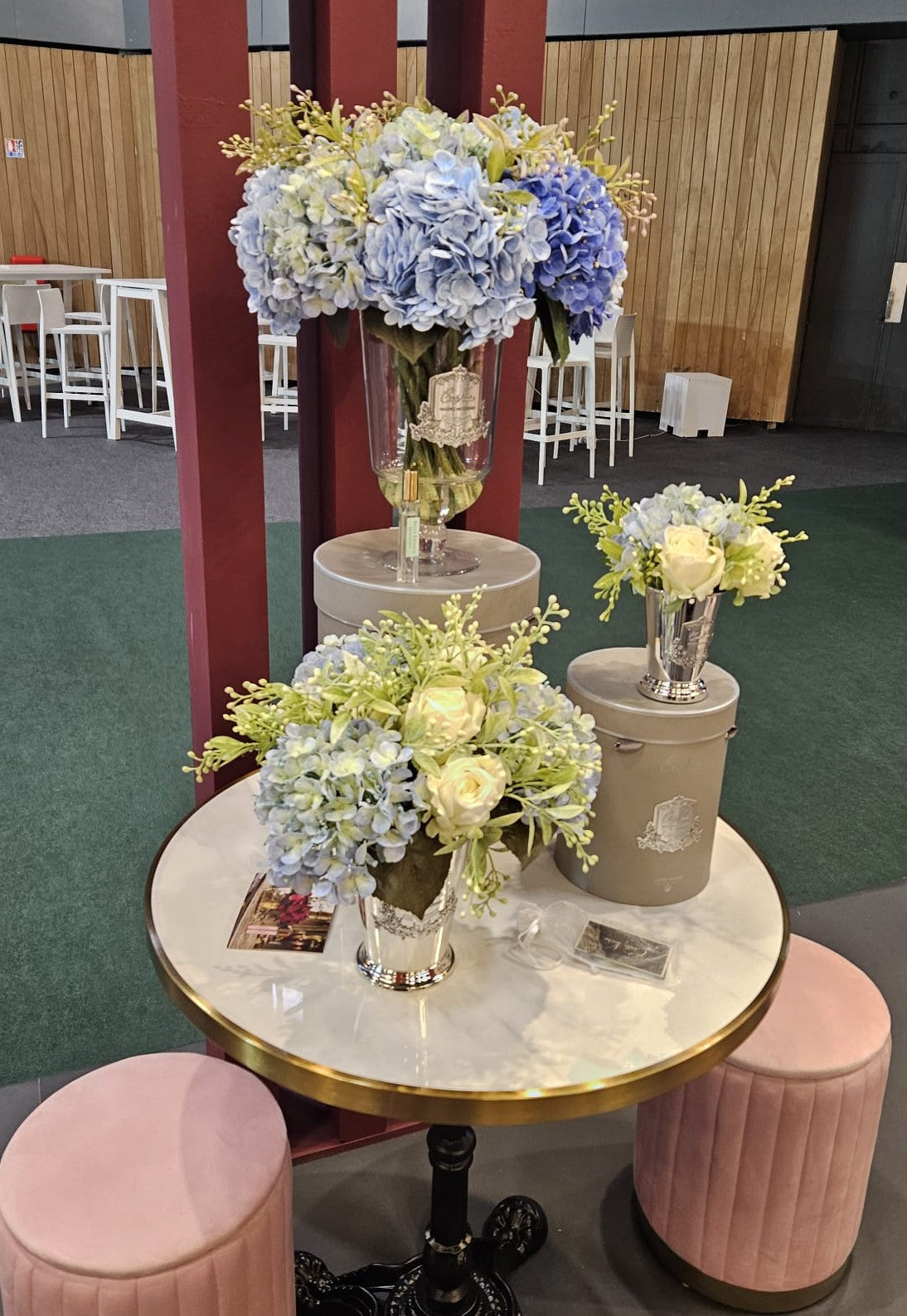 Grand Summer Posies Blue & Green in Silver Goblet - GSS16 (carton of 1)