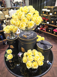 Grand Rose Bud Bouquet - Gold Badge - Yellow - LRB08 (Carton of 1)